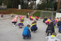 Jesenski pohod in gozdna pedagogika